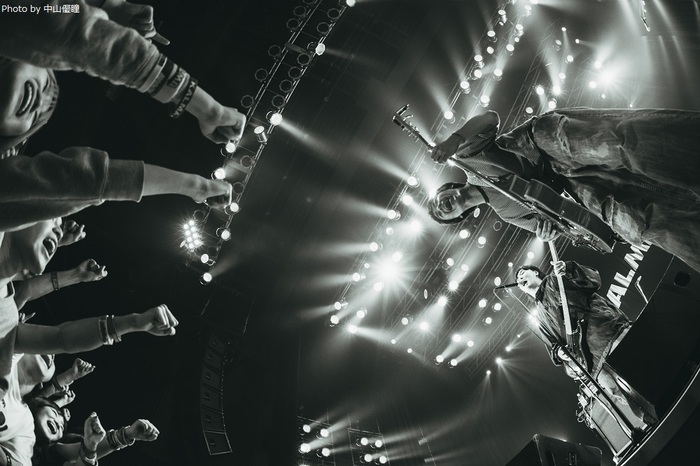 KALMA、対バン・ツアー